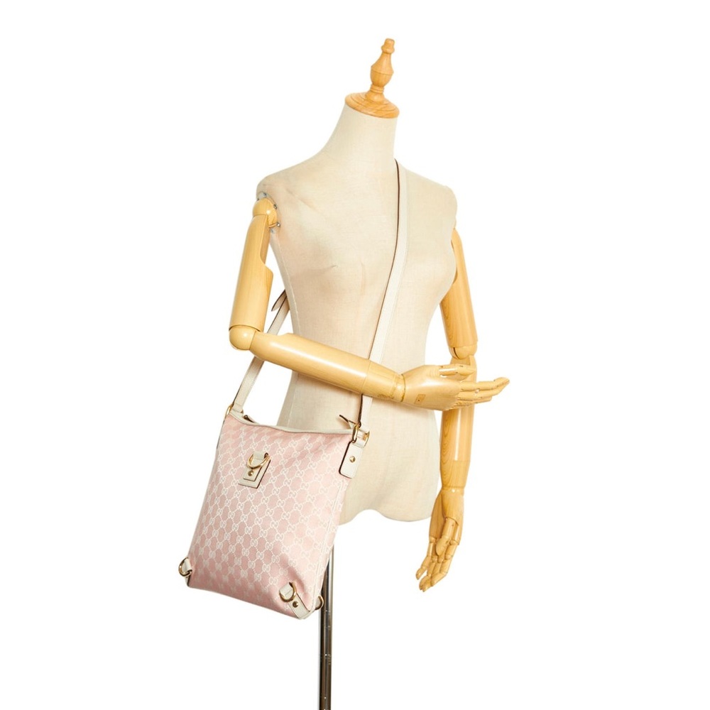 Gucci GG Canvas Abbey D-Ring
Crossbody